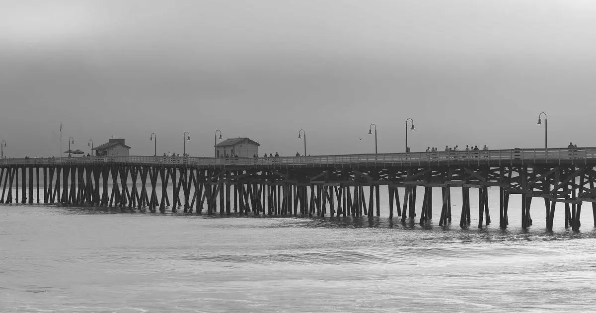 AI 绘图工具对比：Midjourney、DALL-E 3、Stable Diffusion 如何选择