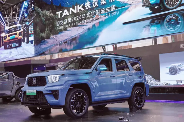 坦克铁汉柔情燃动北京车展，全新坦克700领衔定义全域豪华新标杆