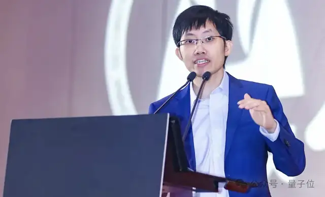 梁文锋出资200亿！DeepSeek首轮创纪录融资500亿，V4.1定档6月