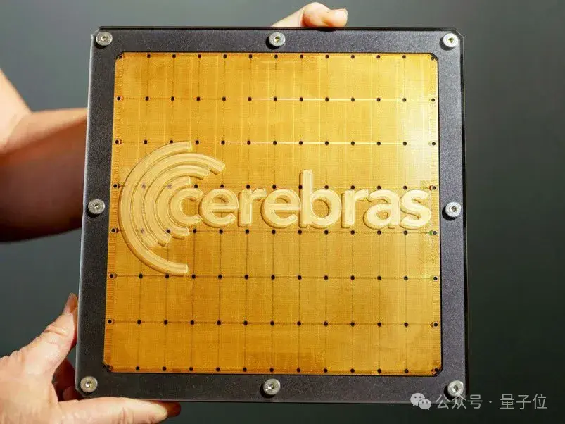 OpenAI砸200亿美元买单,英伟达挑战者冲刺350亿美元估值IPO